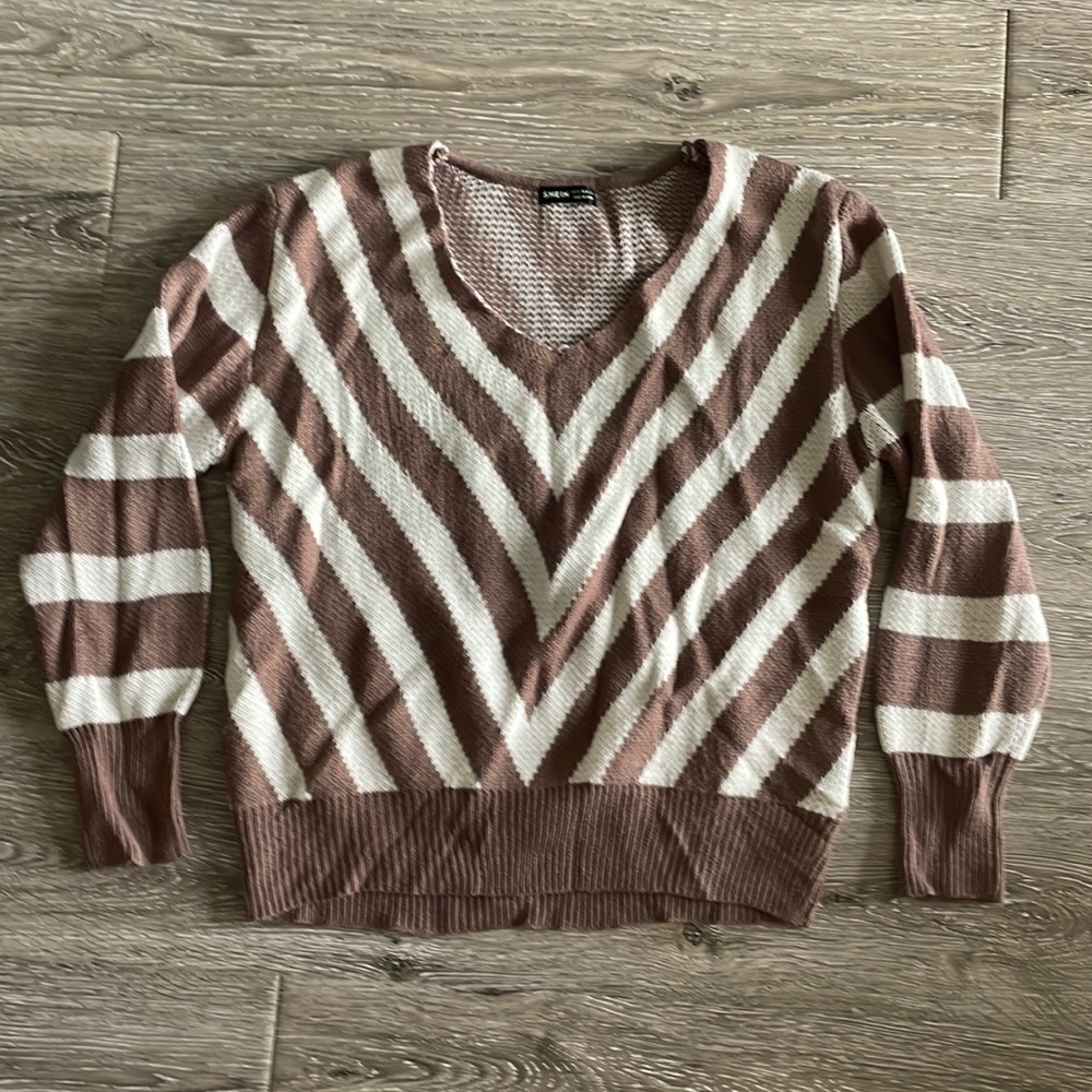 EUC brown and white sweater from Shein sz S